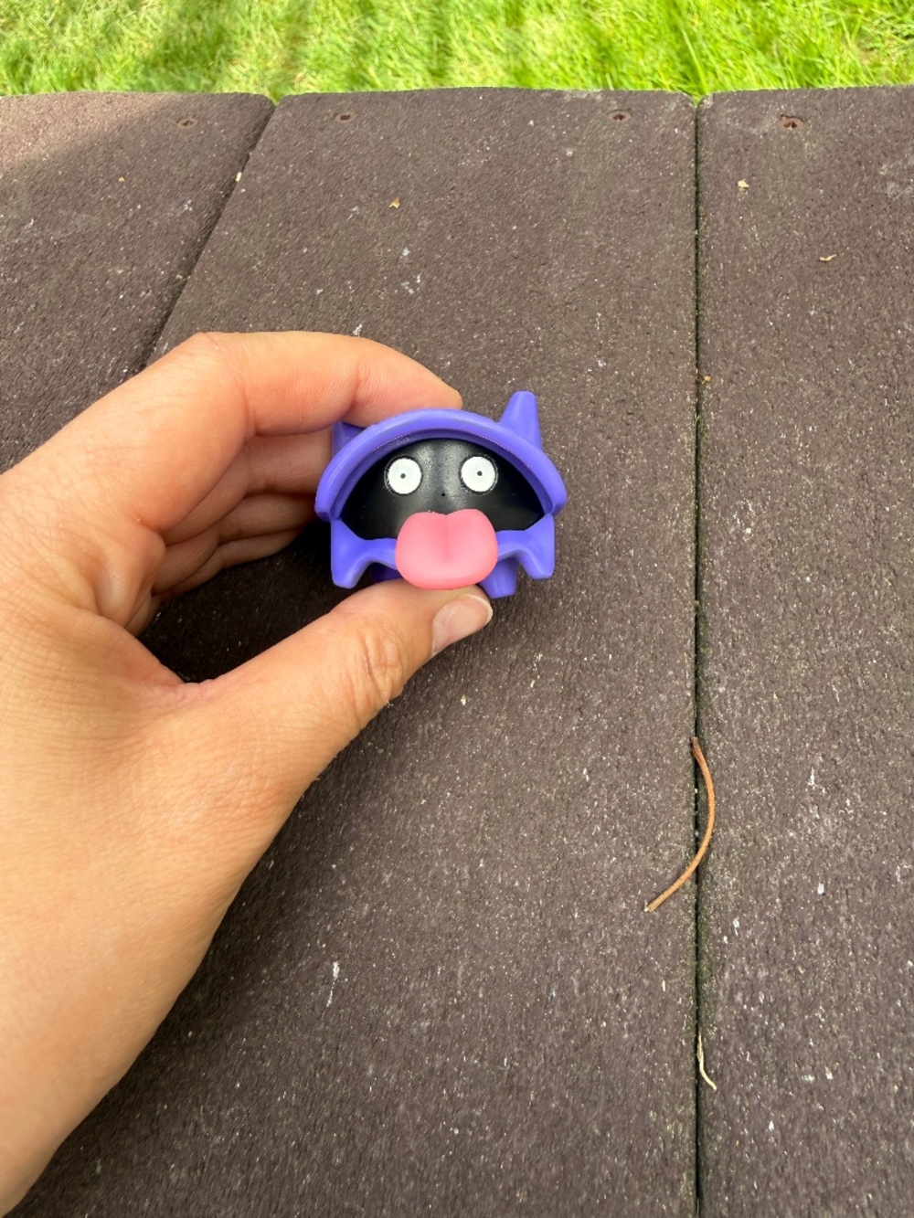 1999 POKEMON Nintendo Keychain Burger King Meal Figure Toy - Shellder